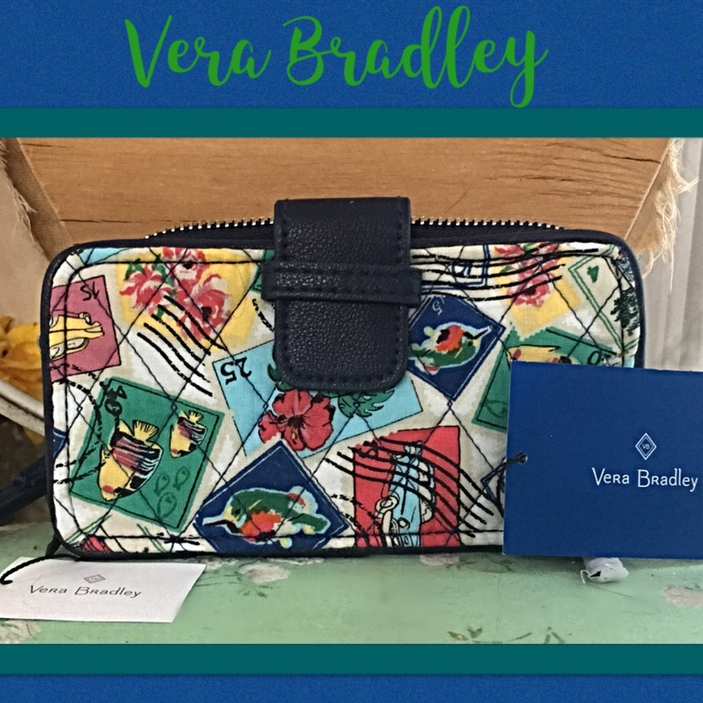 NWT! Authentic Vera Bradley Smartphone Wristlet